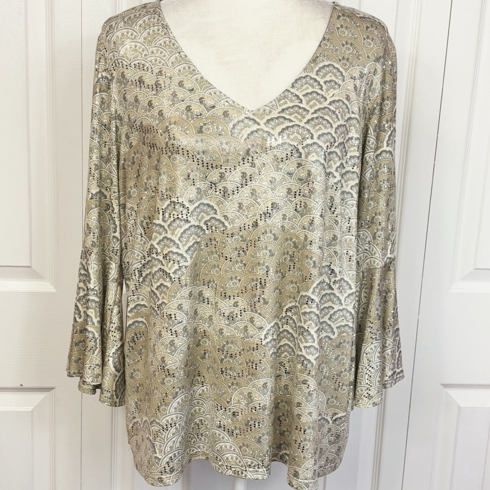 Roz & Ali Cream Shiny Metallic Print V-Neck Flare Bell Sleeve Top 1X